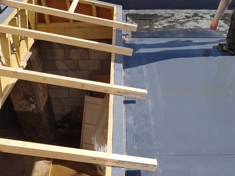 Roofing contractor Bristol